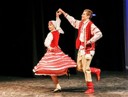 Lowicz performance Verchovyna Ukrainian Dancers